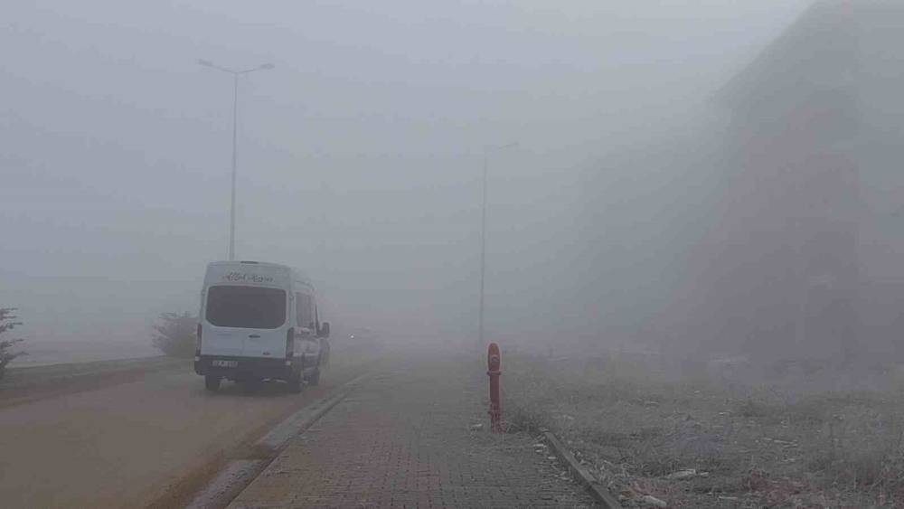 Elazığ’da Sis Etkisini Sürdürüyor