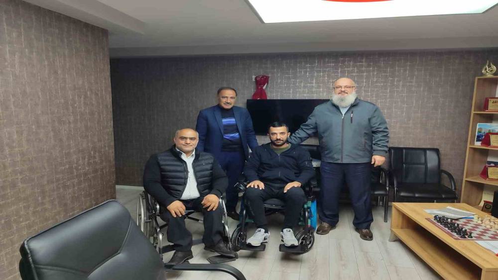 Elazığ’da Engelli Birey, Akülü Sandalyesine Kavuştu