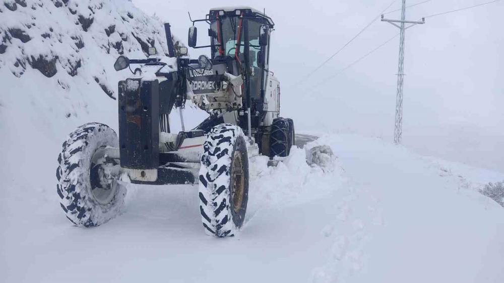 Elazığ’da 127 Köy Yolu Ulaşıma Açıldı