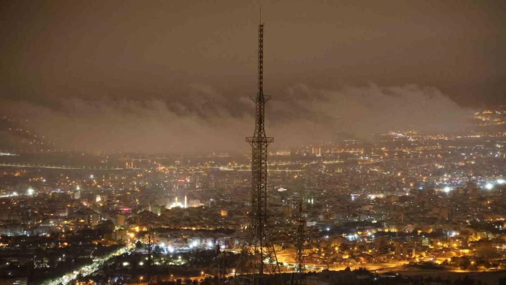 Harput’ta Kar ve Sis Kartpostallık Görüntüler Oluşturdu