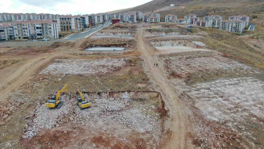 Depremden Etkilenen Elazığ’da İmar Çalışmaları Sürüyor