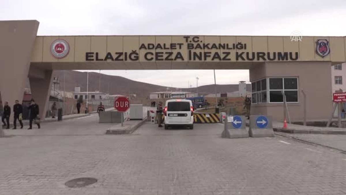 Elazığ E Tipi Kapalı Ceza İnfaz Kurumu'nda Tartışmalı Poster Kaldırma Kararı