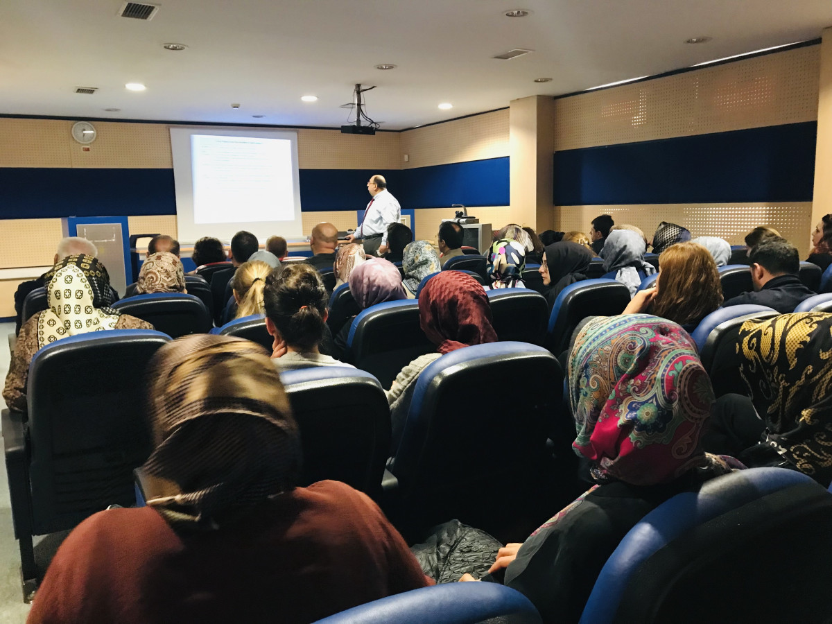  Elazığ'da Normal Doğumun Teşviki İçin Bilinçlendirme Toplantısı Düzenlendi