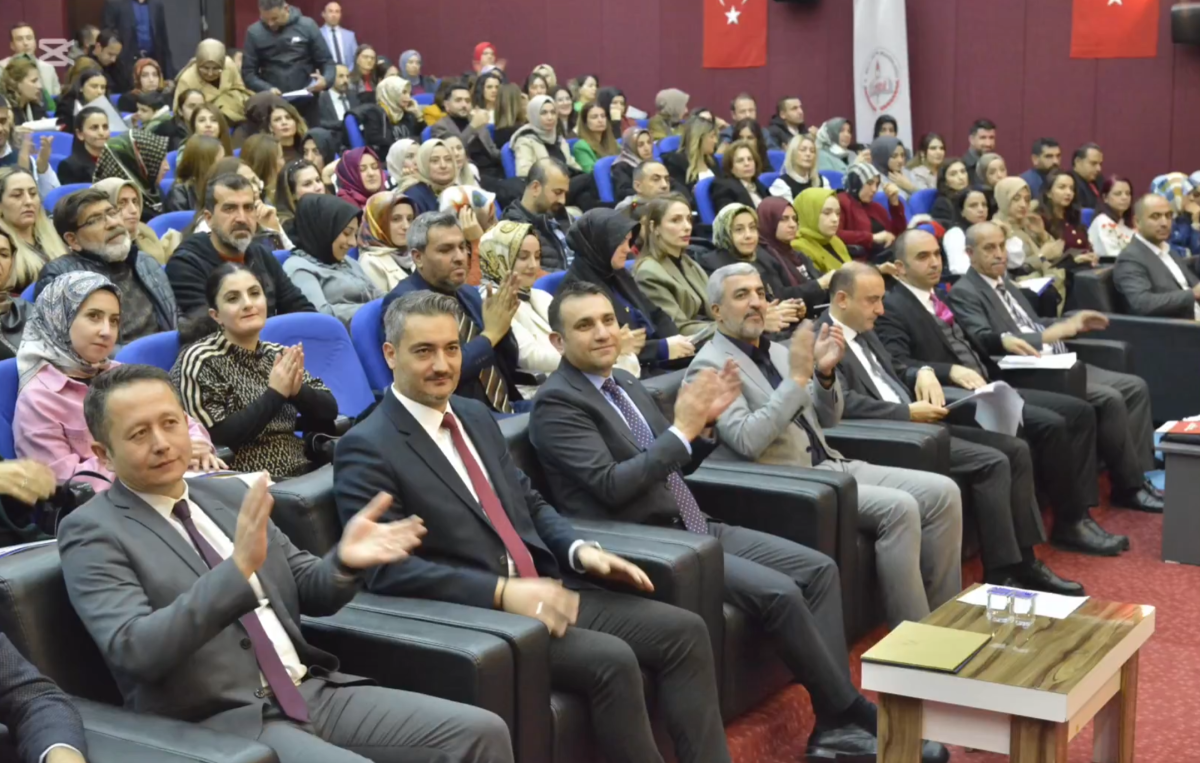 Elazığ'ın Eğitimdeki Başarısı Kalite Etiketi Töreni ile Taçlandırıldı