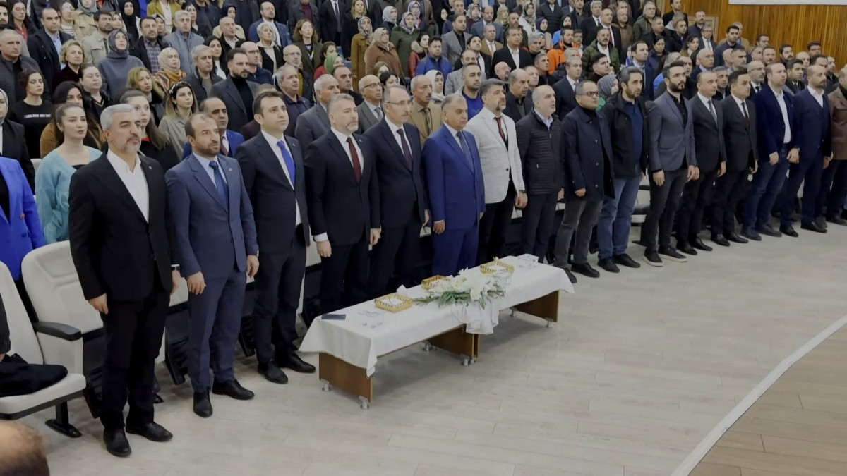 Fırat Üniversitesi'nde “Türkiye Yüzyılında Eğitim ve Öğretmenin Rolü” Konulu Konferans