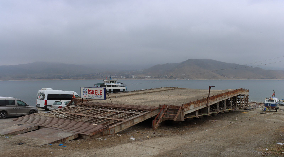 Pertek Feribot İskelesi'nde Yıkım ve Söküm İhalesi Düzenlenecek